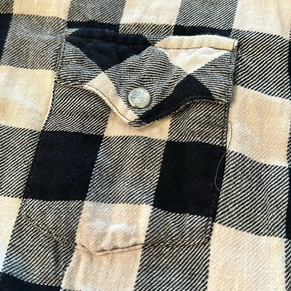 WRANGLER 100% Cotton Black and Tan Flannel Shirt with pearl snaps Size Large - Picture 4 of 7